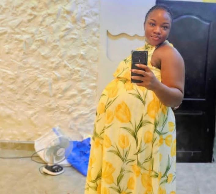 Pregnant Nigerian Woman Astonished After Restaurant Patron Asks Her Out